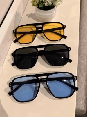 Solglasögon 3 Pack - Helt nya aldrig använda. Alla 3 st medföljer