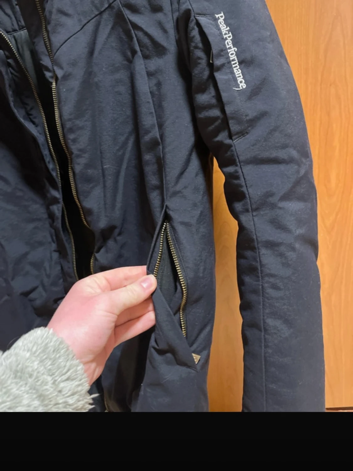 Mörkblå parkas från Peak Performance - 2