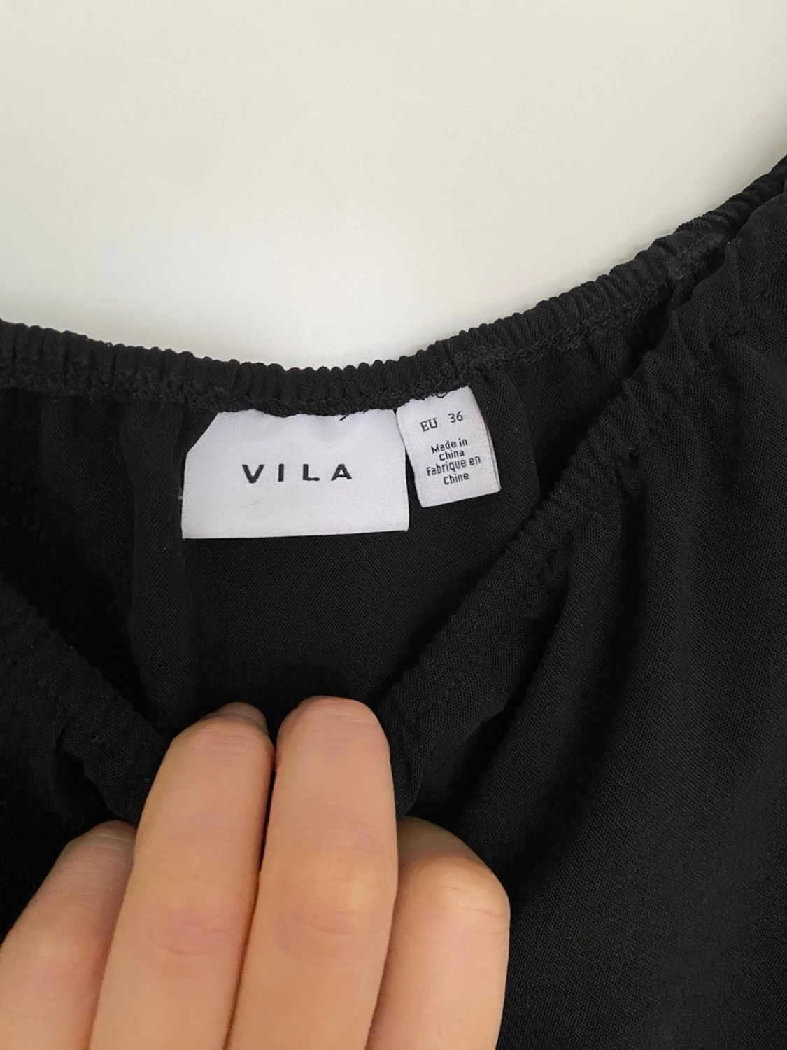 Svart offshoulder kortklänning - 3