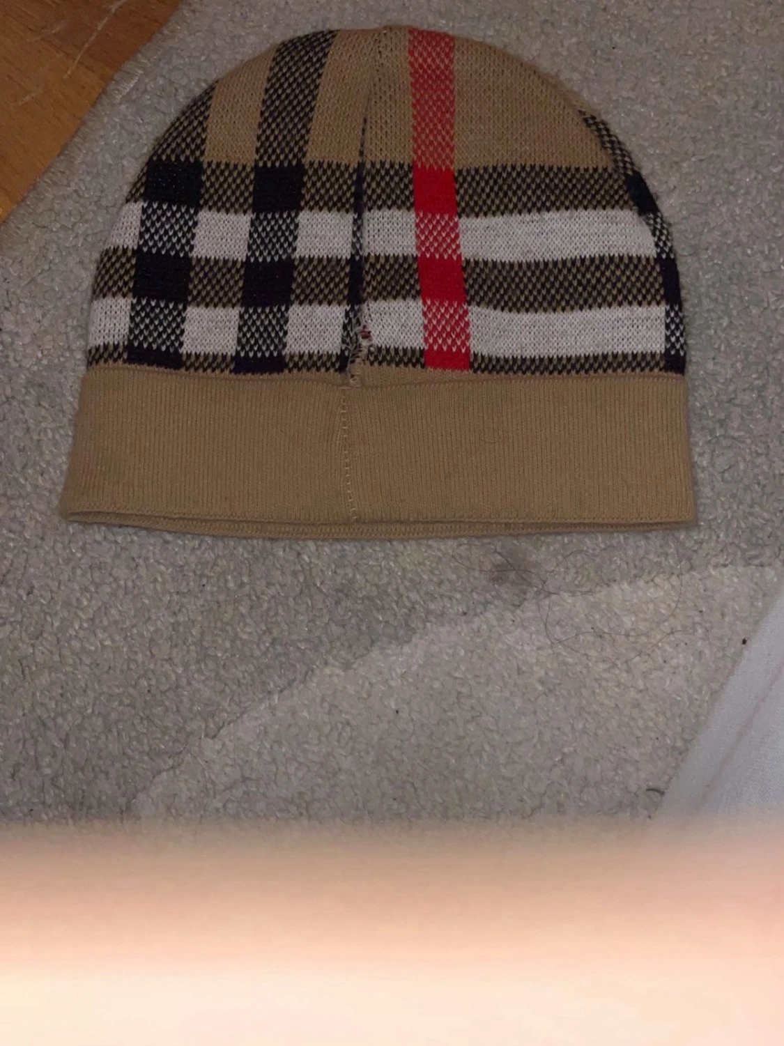 Beige Burberry-mössa med rutmönster - 1