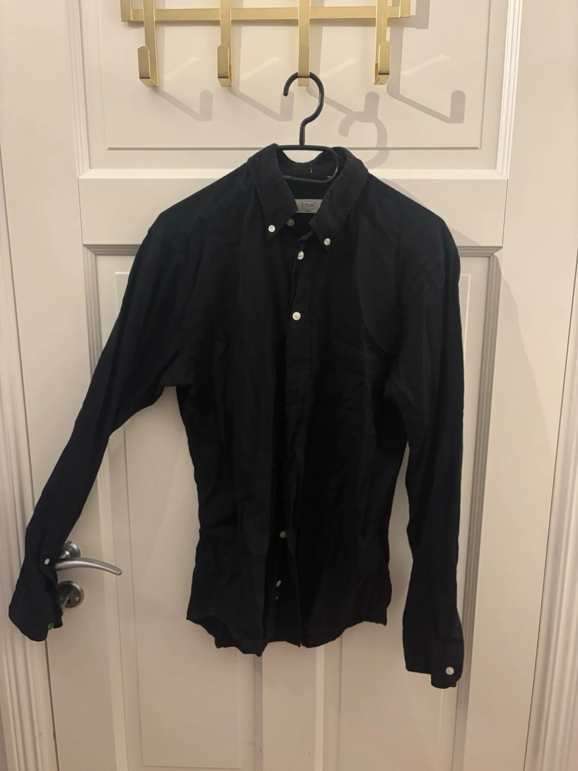 Svart Eton skjorta