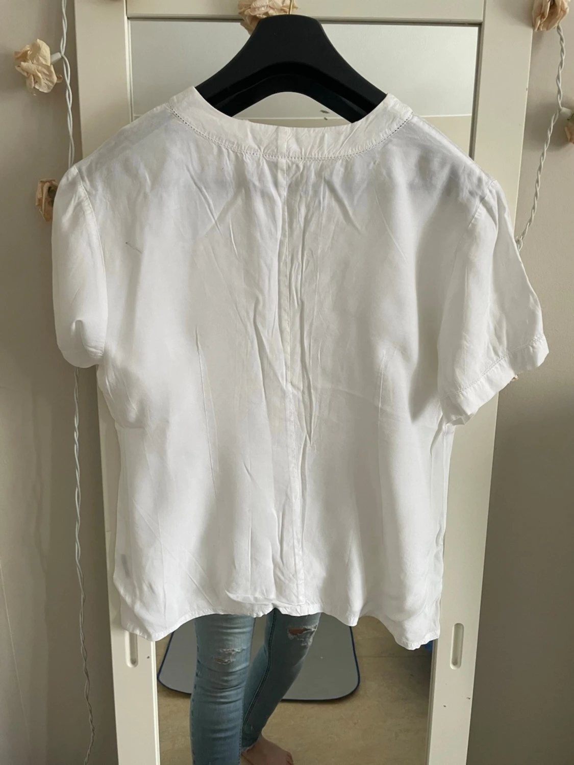 Blus  från NO 1   med v-ringning - 3