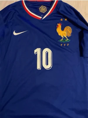 Mbappe Frankrike em  - Behöver pengar helt oanvänd. S