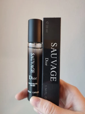Dior Sauvage - Dior Sauvage Perfume. 33ml bottle. New! Felmärkt med edt på flaskan. Detta är en EDP.