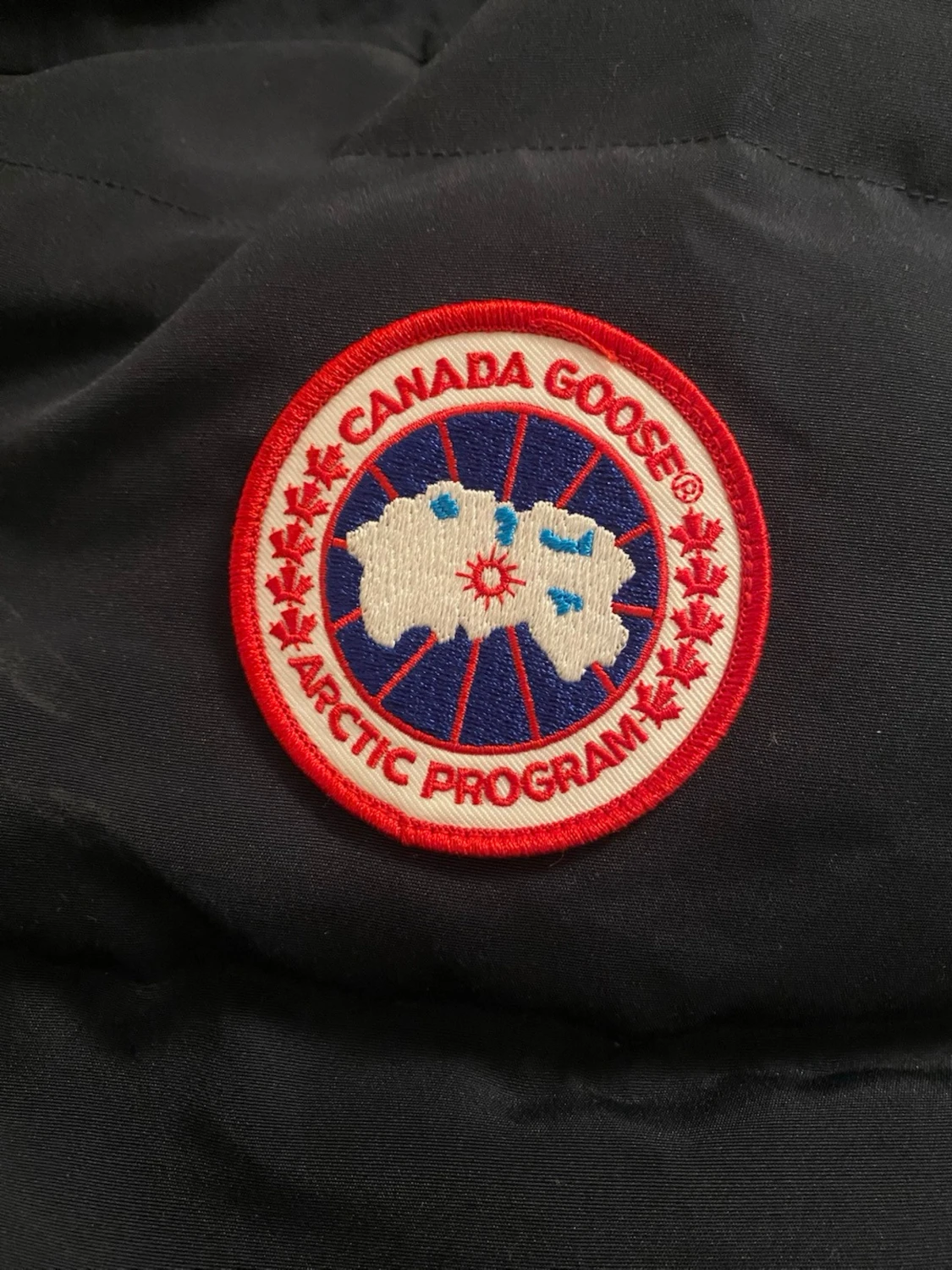 Mörkblå dunjacka från Canada Goose - 1