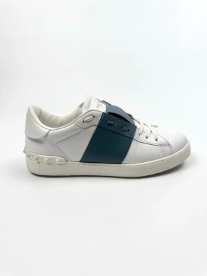 Valentino open - Valentino Garavani Open sneakers. Storlek 40. Skick 9,5/10. Nypris ca 7700kr. 100% autentiska.
