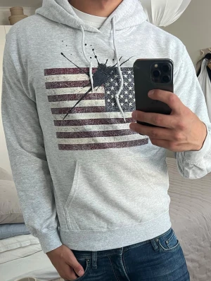 Concrete ink hoodie  - Nytt skick 