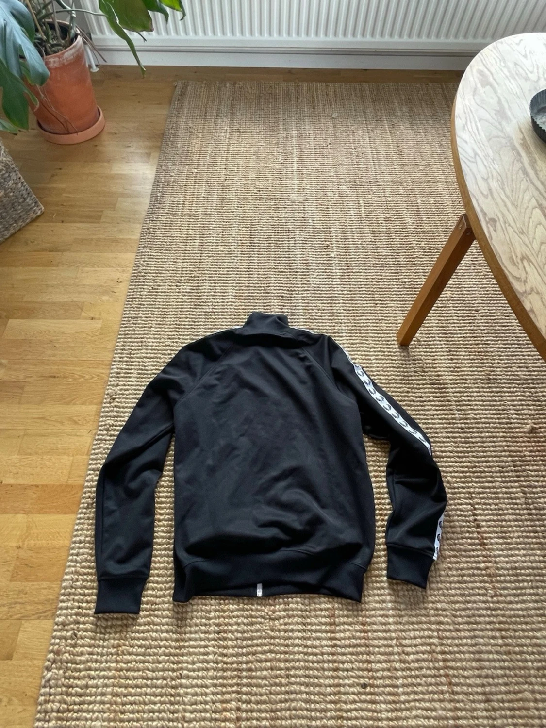 Svart Fred Perry ziptröja - 3