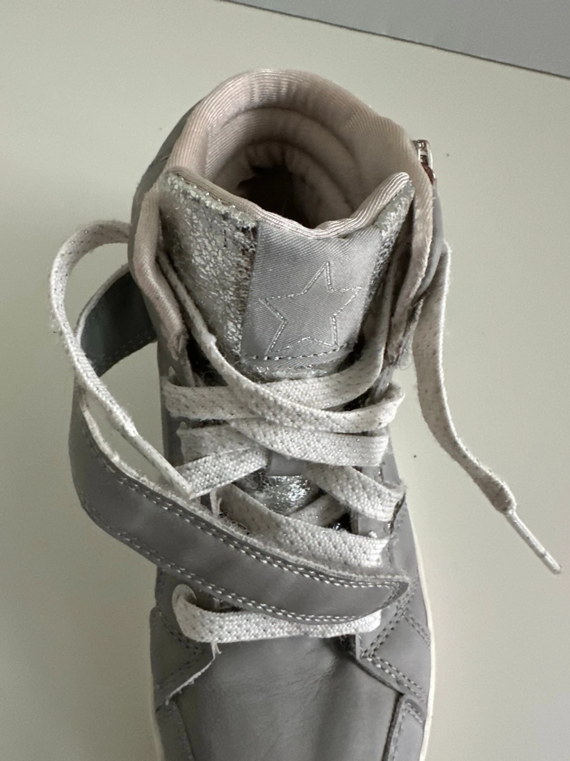 Gråa high top sneakers med dragkedja, storlek 35 - 3