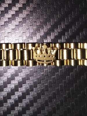 Armband för dig som gillar still. - Har aldrig använts. 19,5cm 