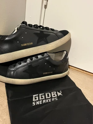Golden Goose skor - Helt nya aldrig använda, size 42, dessa skor är  både för män och kvinnor