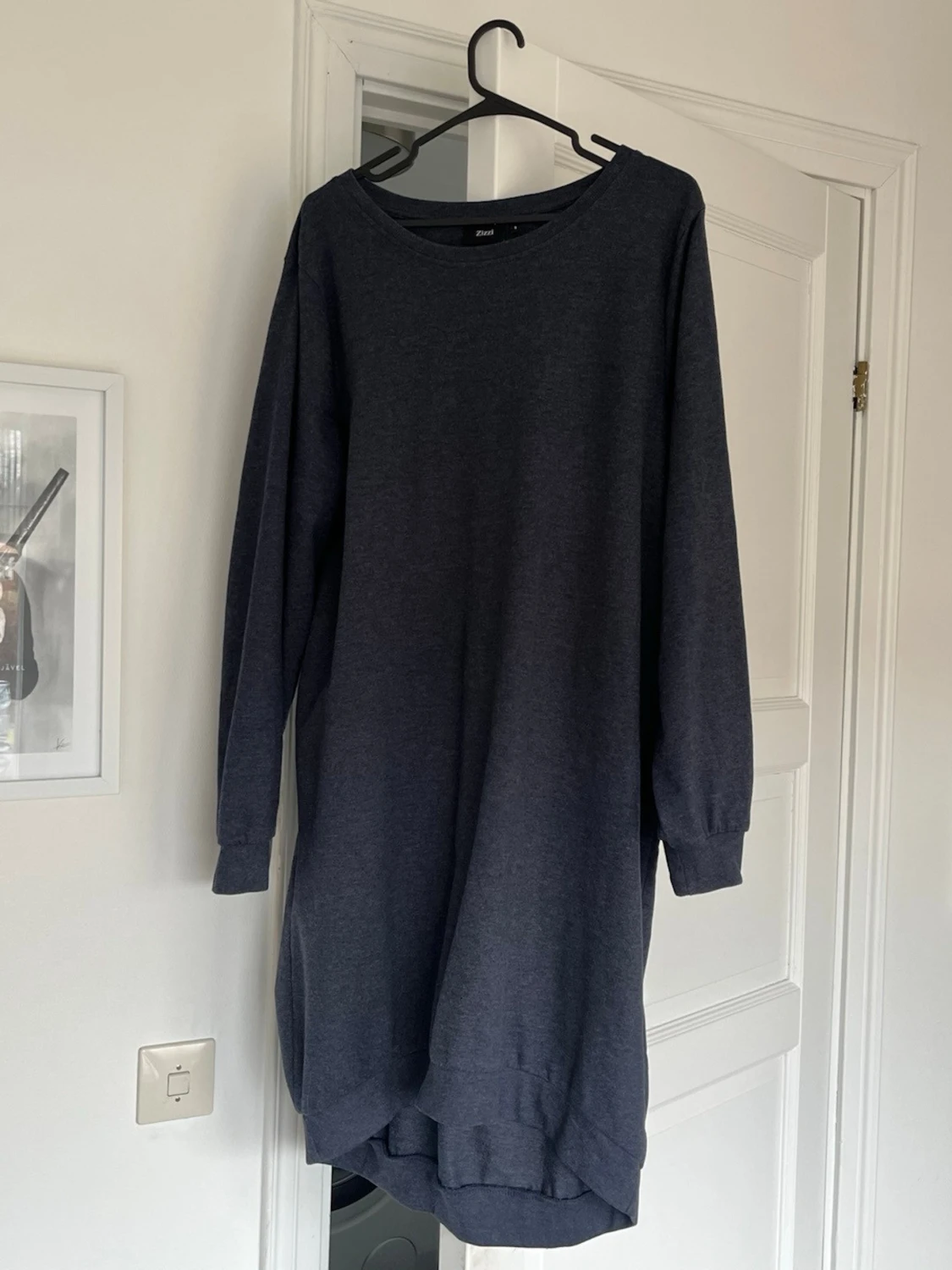 Mörkblå lång loungewear från Zizzi