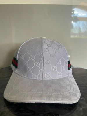 Gucci keps - Helt ny Gucci keps