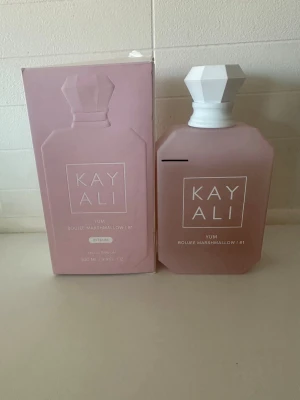 KaiAli ’Yum Boujee Marshmallow’ - KaiAli ’Yum Boujee Marshmallow’ 100ml (ca 80% kvar). 