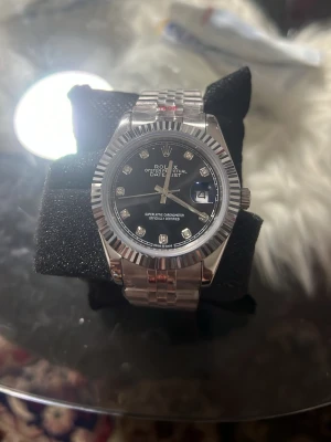 Rolexxx klocka  - Helt ny för skit bra pris 