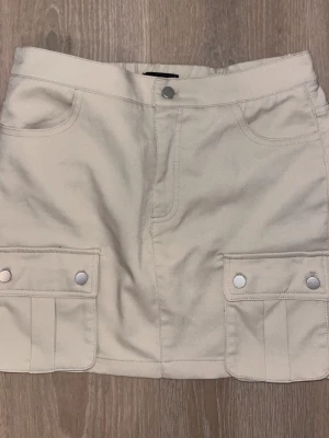 Kjol - Kjol från New yorker i storlek S 