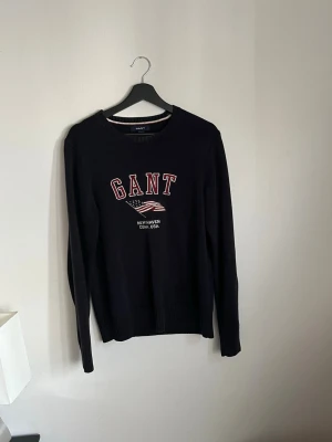 Stickad Gant tröja - Stickad tröja från Gant | Storlek: S men passar M |