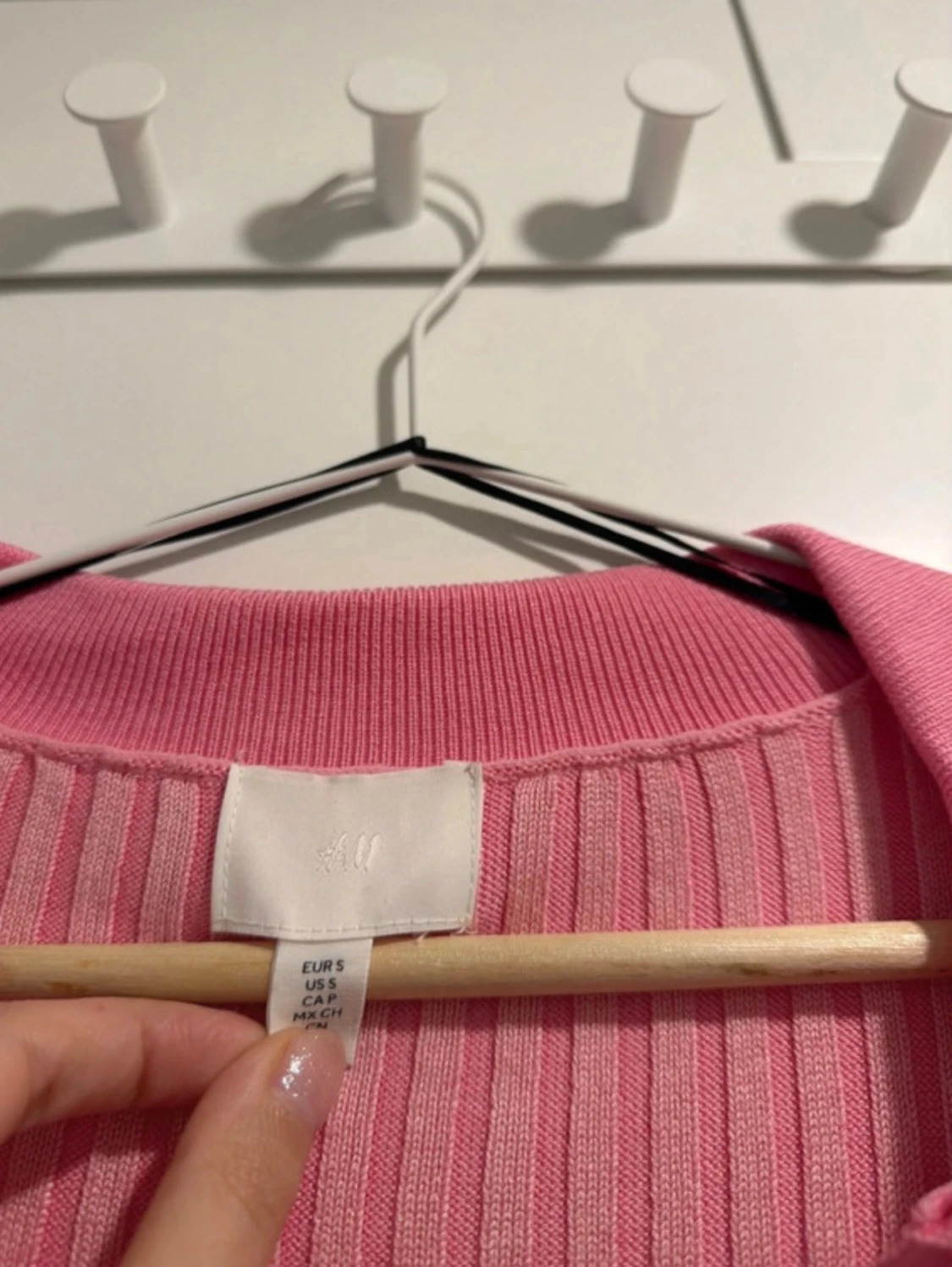 Rosa ribbad klänning från H&M - 1