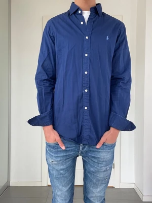 Polo Ralph Lauren Skjorta  - Säljer nu denna Polo Ralph Lauren Skjorta, skriv för fler bilder/frågor🙌🏼