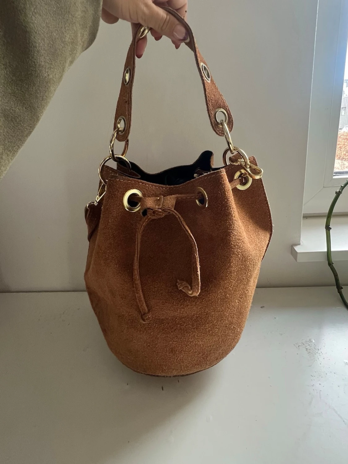 Brun mockaväska med snörning - 2