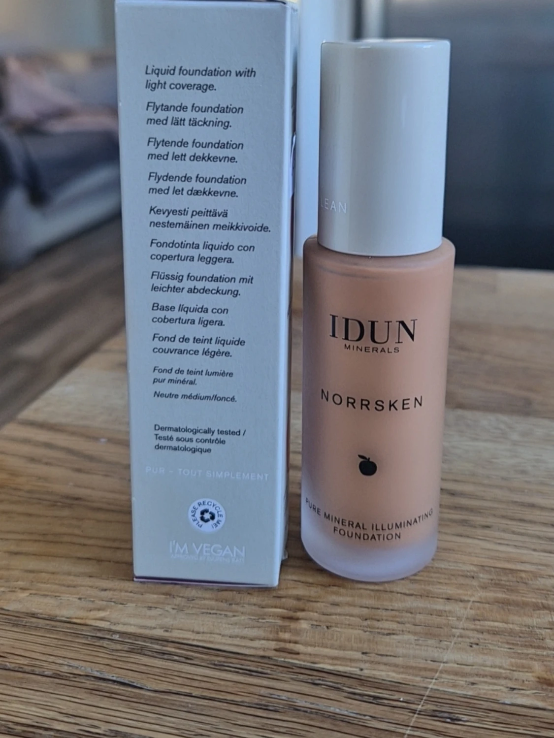 IDUN Minerals Northern Lights Floating Mineral Foundation Ylva - 1