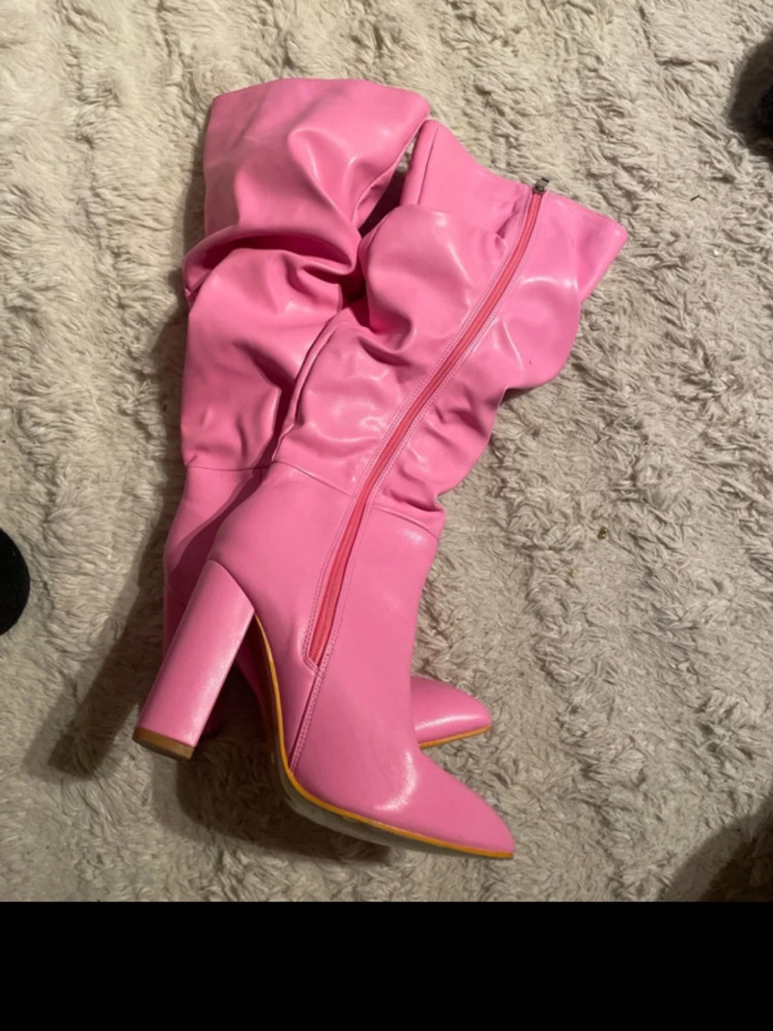 Rosa höga stövlar med klack - 1