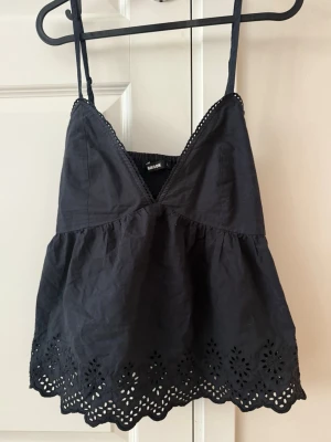 Topp Bikbok - Topp från Bikbok. Storlek L men passar mig som vanligtvis har M