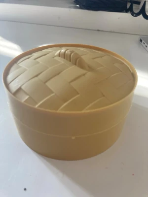  Squishy - En super fin dumplin men 2 hål men går att sätta något för att stoppa köpt för ungefär 1 vecka sedan