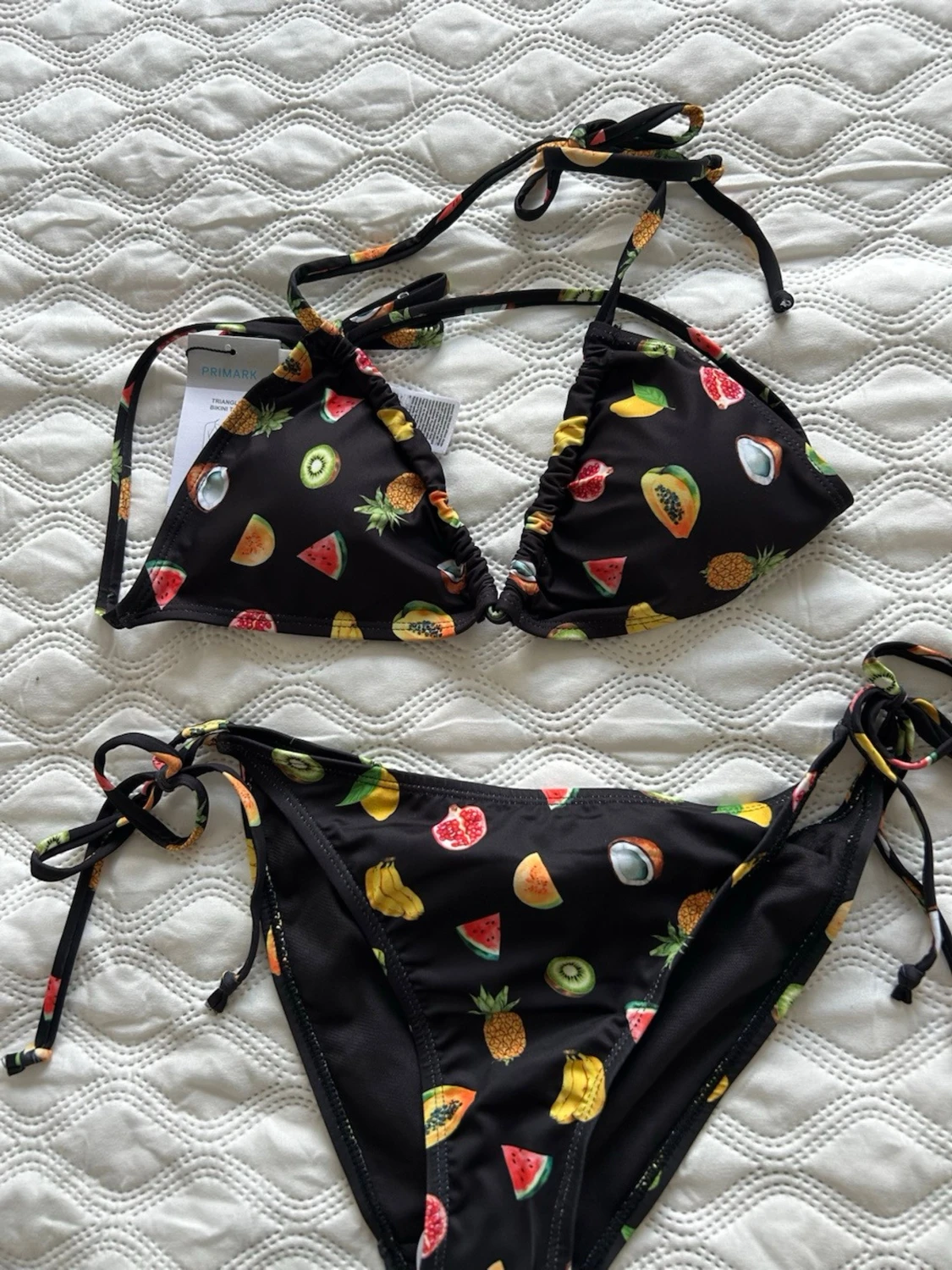 Svart bikini med fruktmönster och knyt - 2