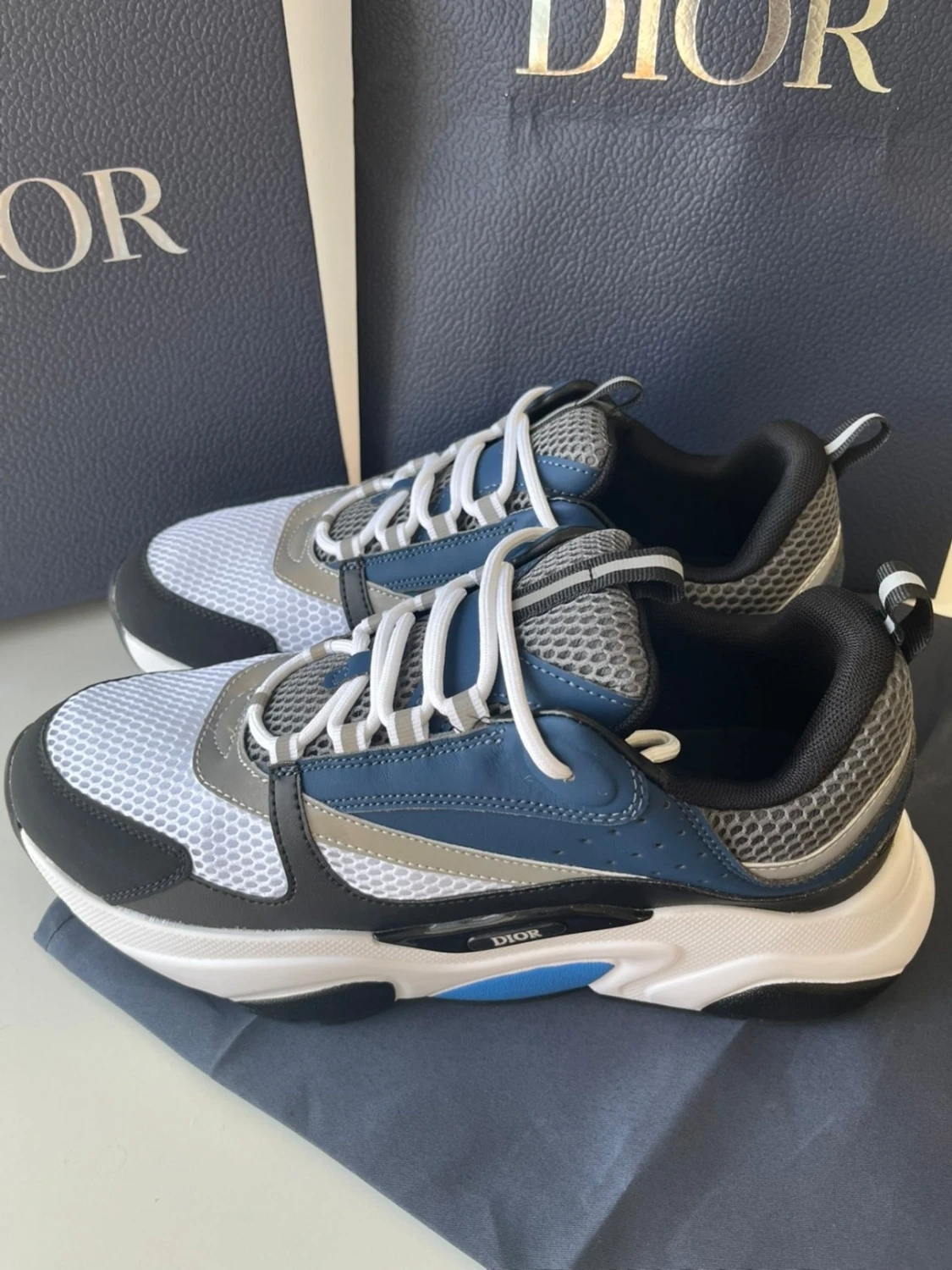 Blå dior b22 - 1