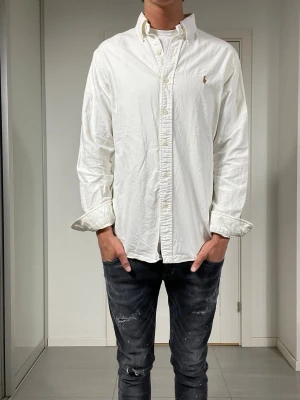 Polo Ralph Lauren skjorta  - Säljer nu denna Polo Ralph Lauren skjorta, skriv för fler bilder/frågor🙌🏼 