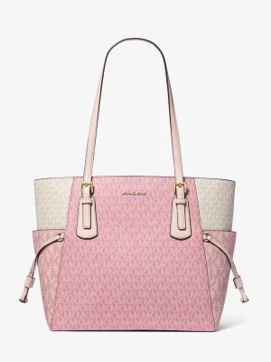 Micheal Kors Väska - Säljer nu min mammas Micheal Kors Väska, Aldrig använd då hon inte gillade storleken på väskan. Väskan är aldrig använd till och med plasten finns kvar. Kvitto finns. Mvh 