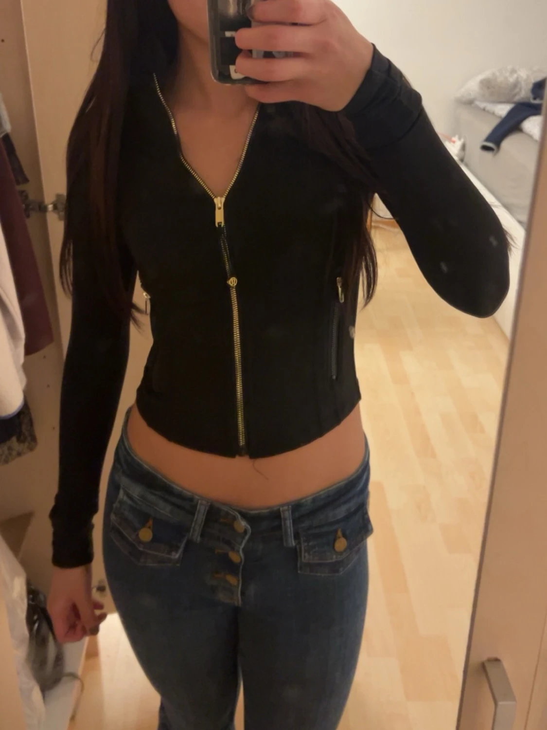 Lululemon - 2
