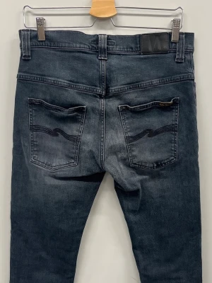 Nudie Thinn Finn - Nudie jeans Thinn finn i storlek W32 L32 | fint skick utan defekter