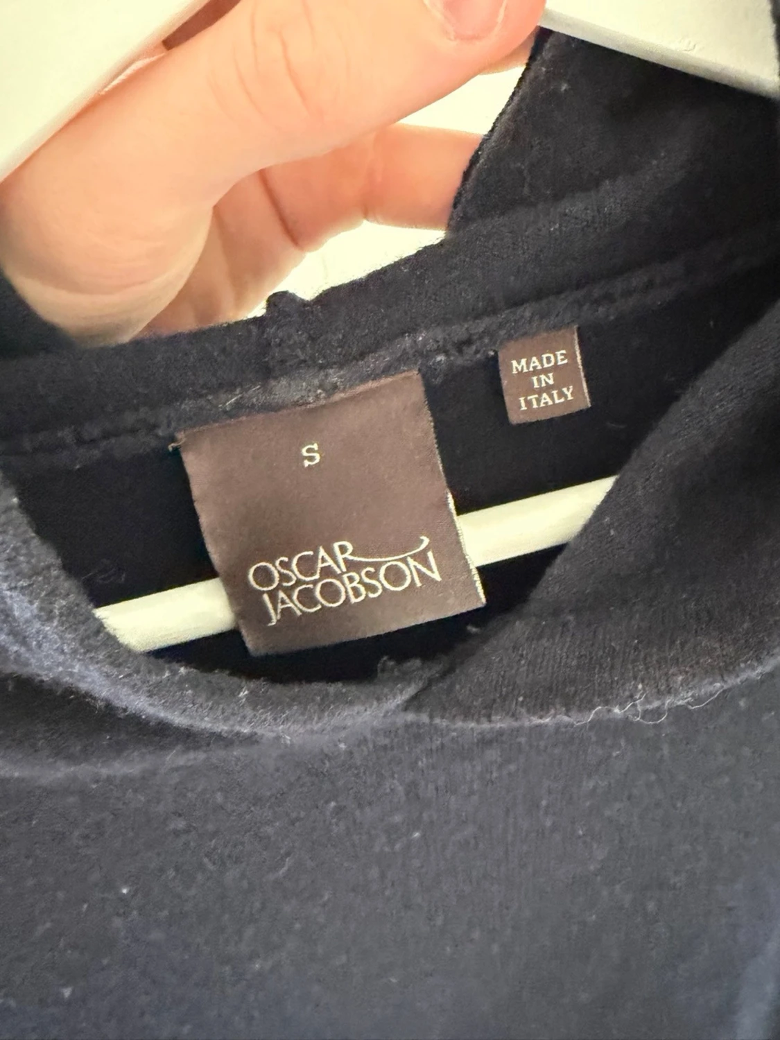 Marinblå cashmere hoodie - 2