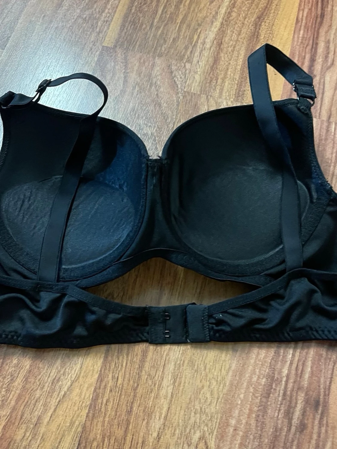 Svart push-up bh med bygel - 2