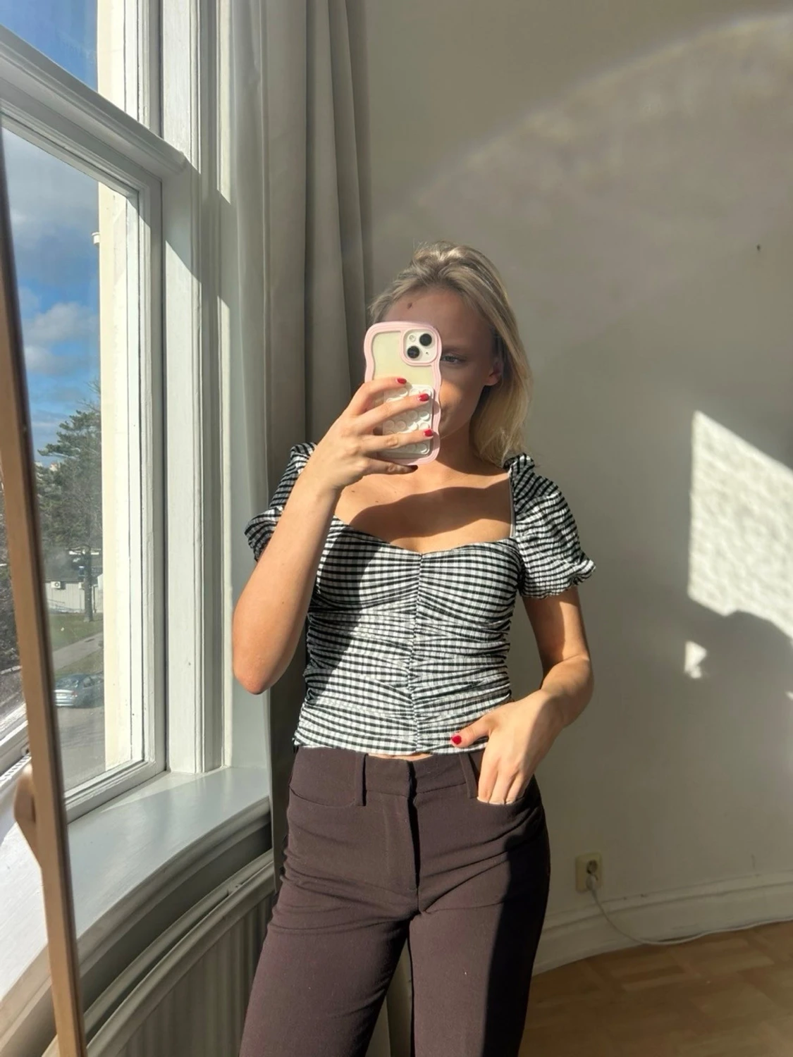 Rutig svartvit blus med puffärm💖✨ - 1