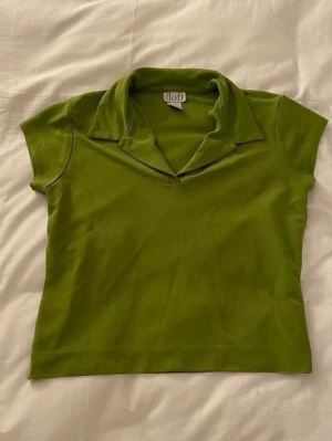 Grön topp  - Superfin tröja i st xs, bra skick💕