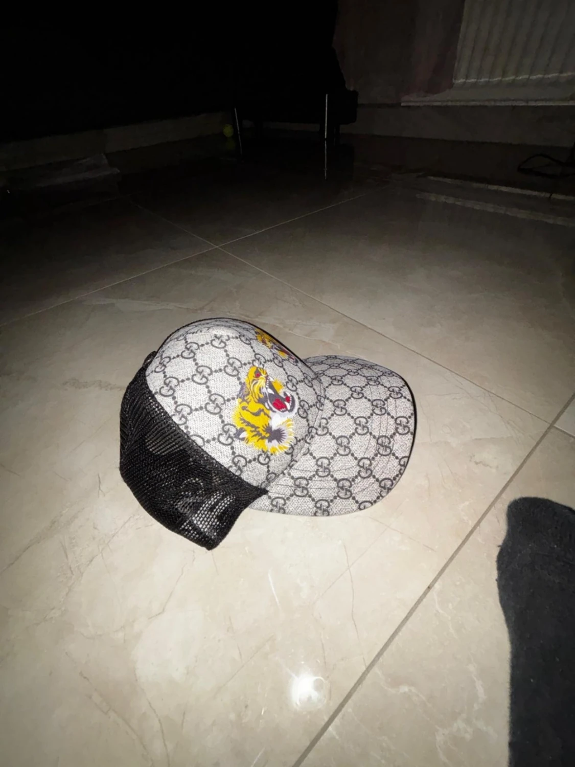  keps med tigertryck - 1