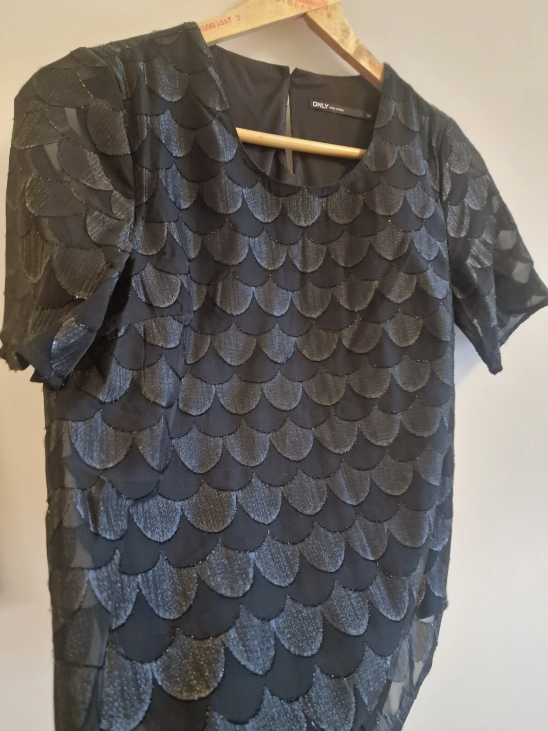 Svart glittrig topp från ONLY - 1