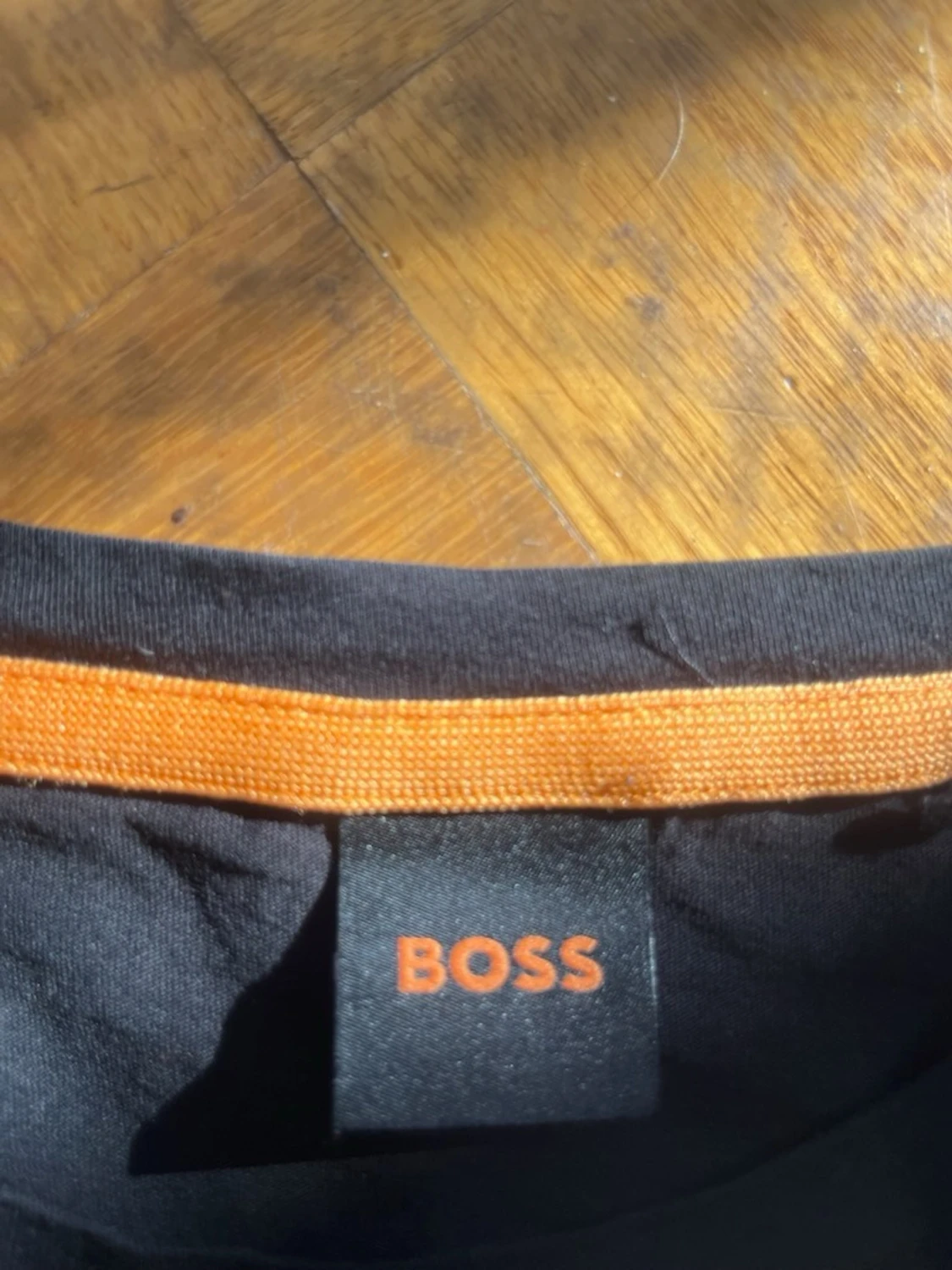 Svart BOSS t-shirt med tryck - 2