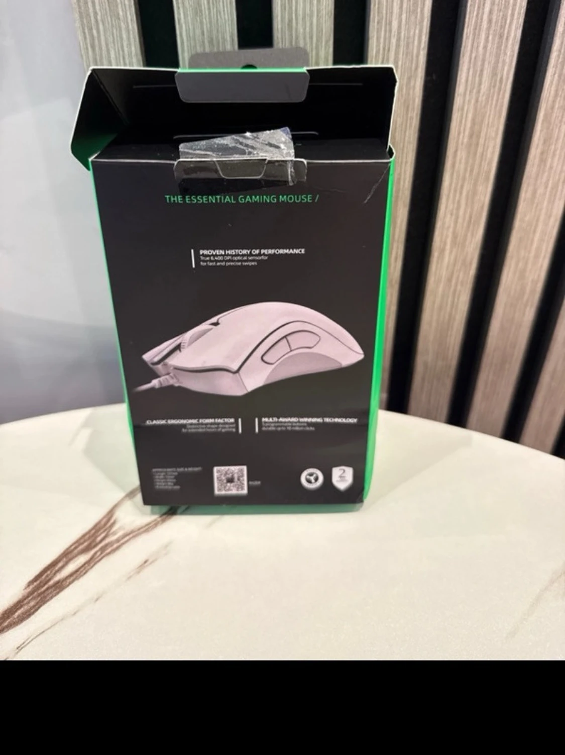 Razer DeathAdder Essential White Edition - 1