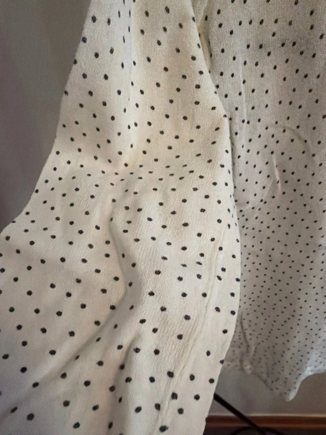 Vit prickig topp från Mango - 3