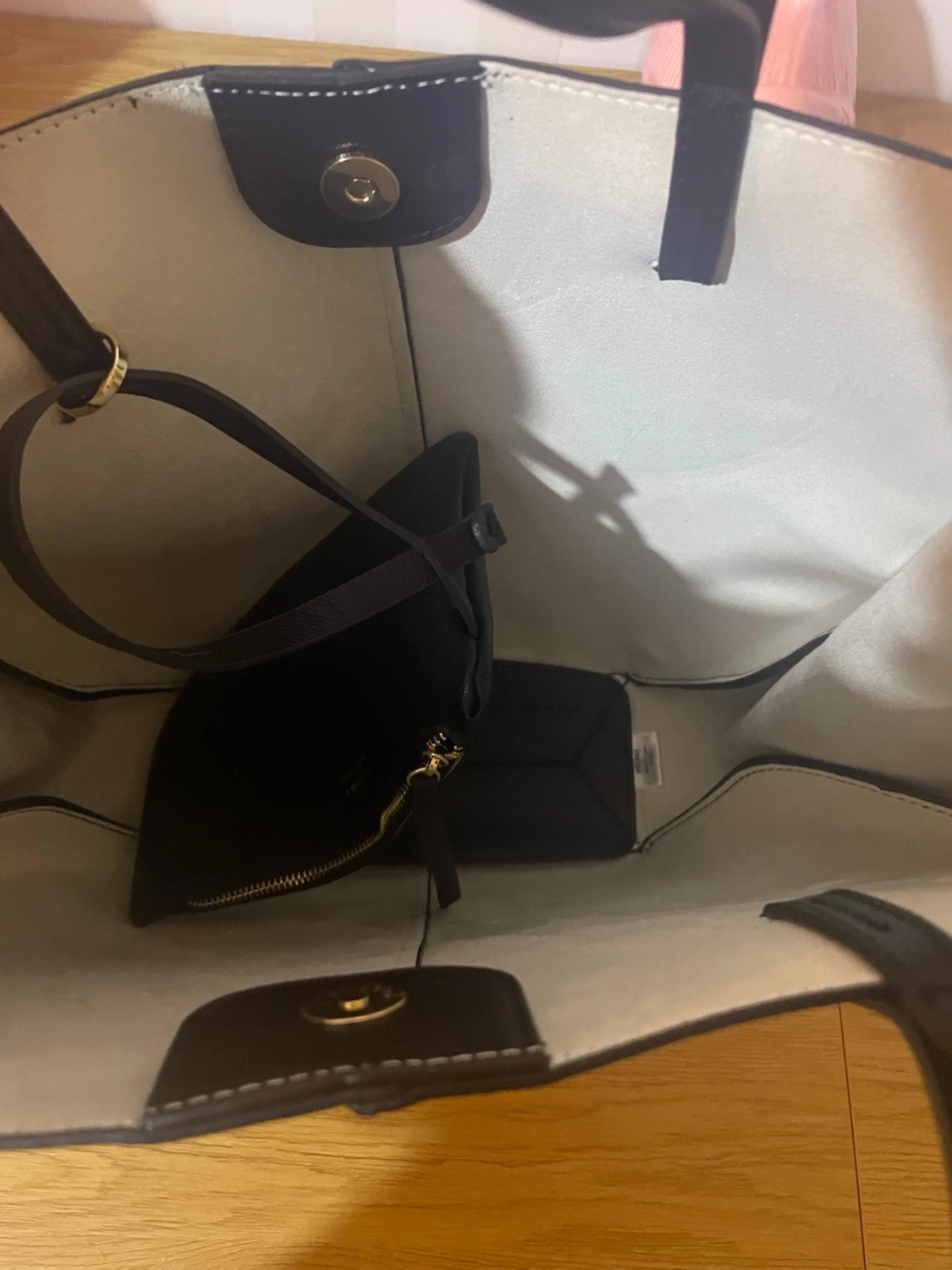 Svart shoppingväska från Polène - 3