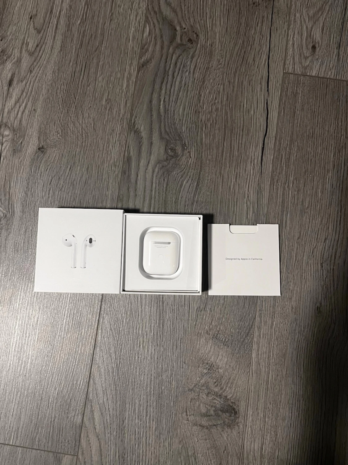 Apple AirPods trådlösa hörlurar - 2