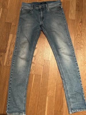 Ljusblå Replay wallys  - Ljusblåa replay jeans 16A 166cm≈ Waist 29