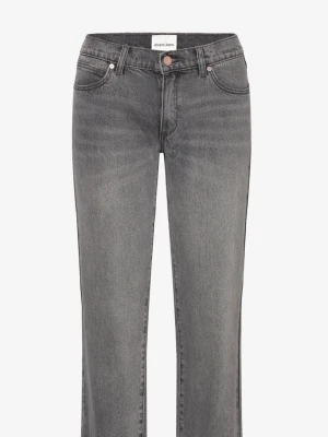 Grå raka jeans från Above Jeans - Snygga grå jeans från Abrand Jeans med rak passform. Jeansen har normal midja, bälteshällor och en knappgylf. Tillverkade i slitstark denim med en tvättad look som ger en snygg vintagekänsla.