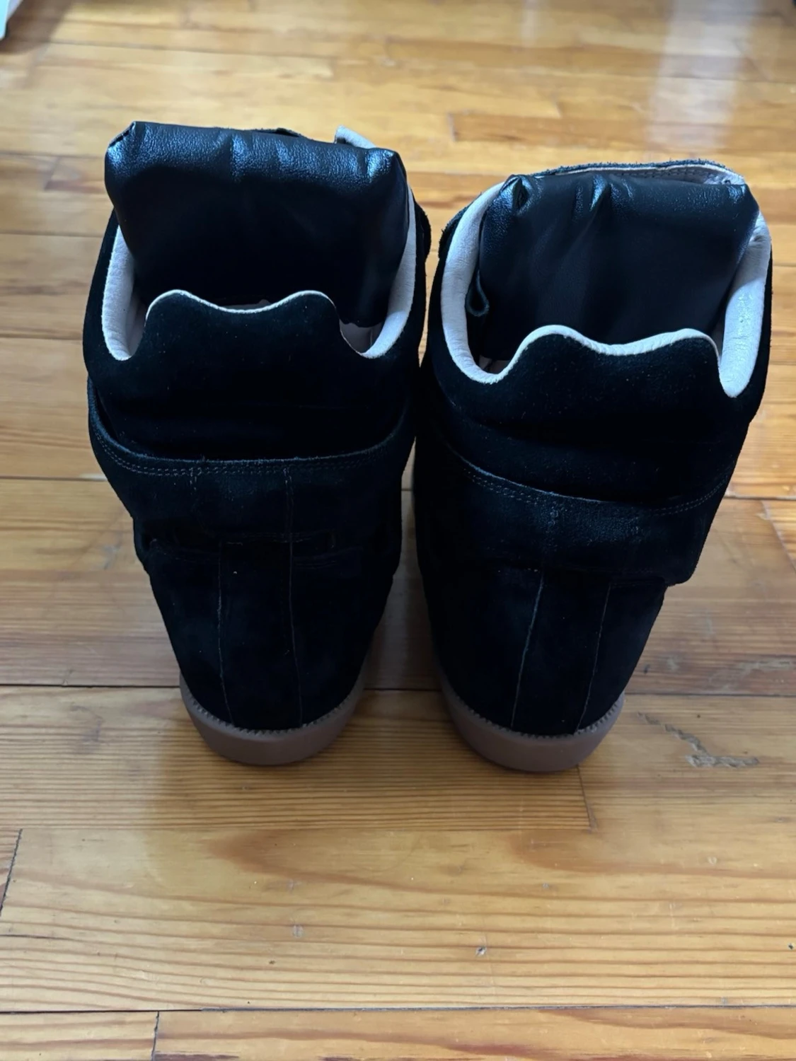 Svarta sneakers med kardborre och kilklack - 3