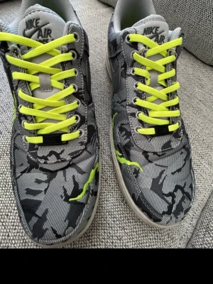 Nike air force 1 low 07 camo - Jättefina ! 