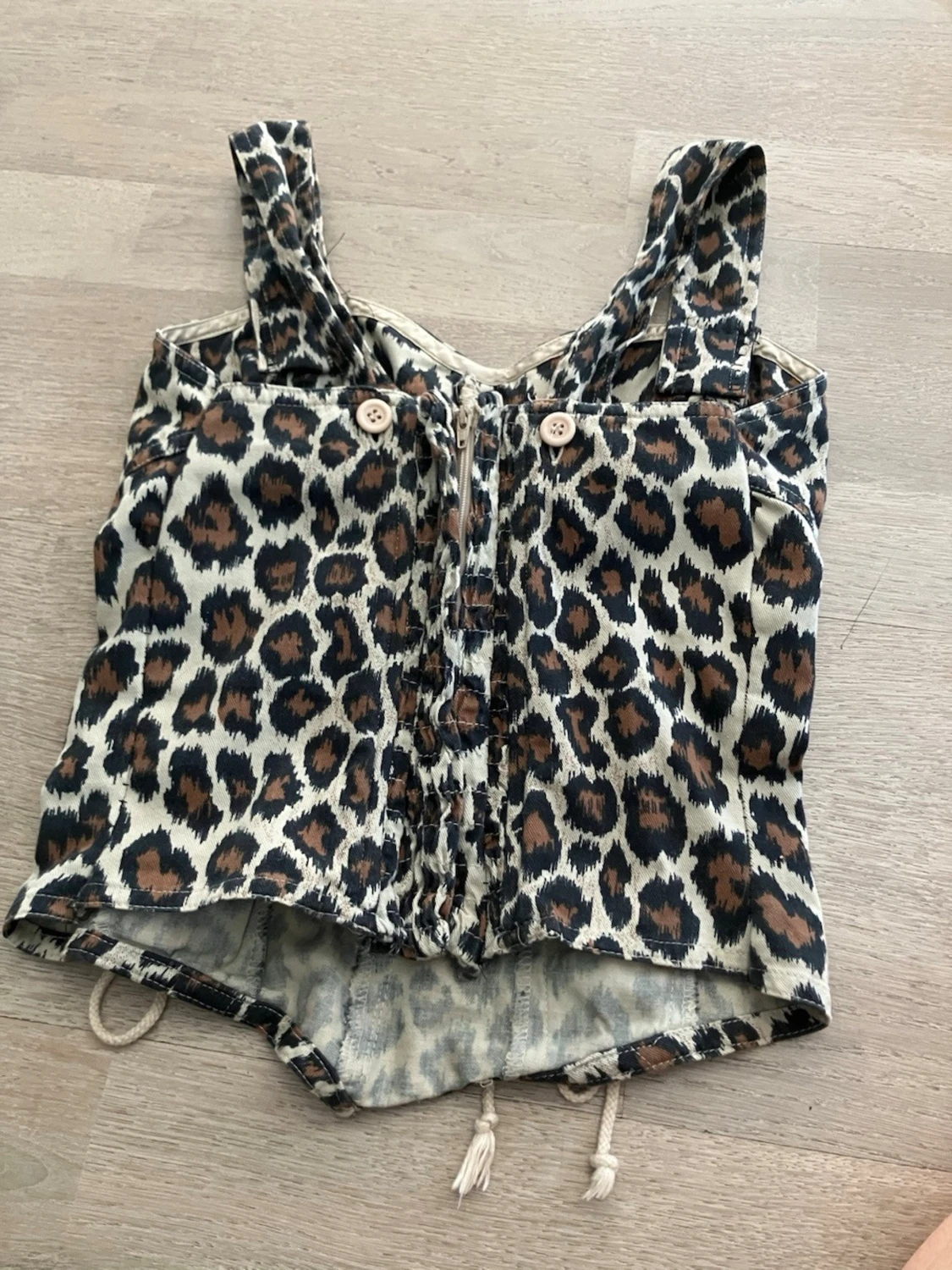 Leopard topp - 1